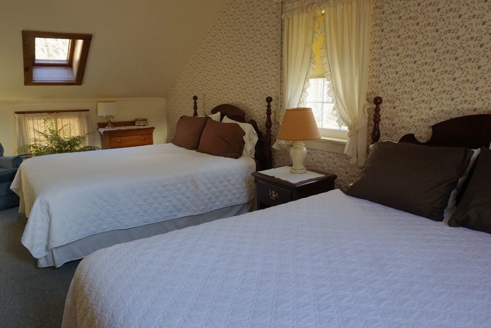 The Chipman Inn Ripton Экстерьер фото