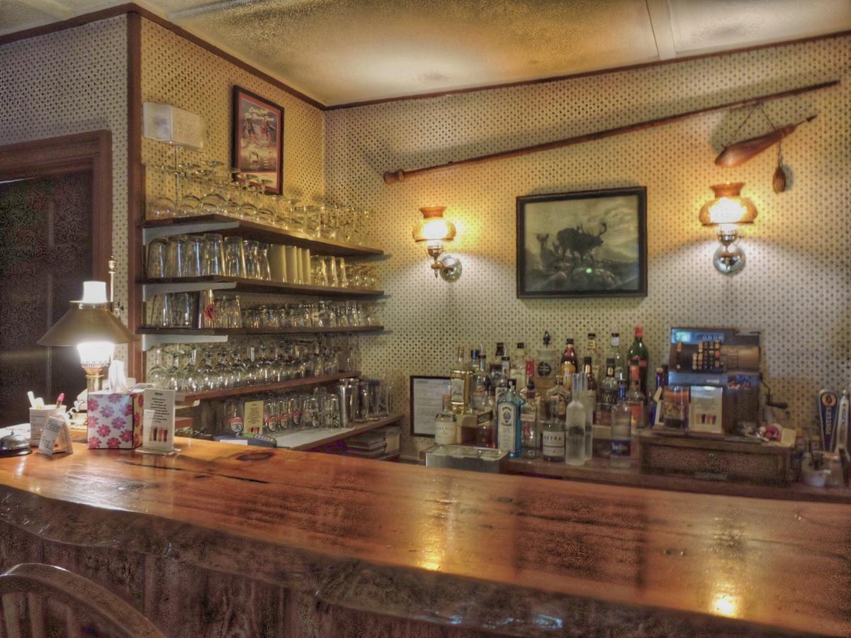 The Chipman Inn Ripton Экстерьер фото