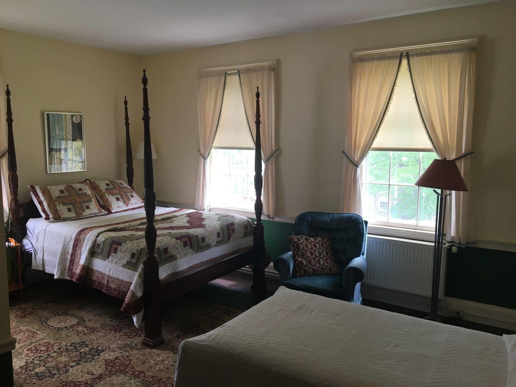 The Chipman Inn Ripton Экстерьер фото