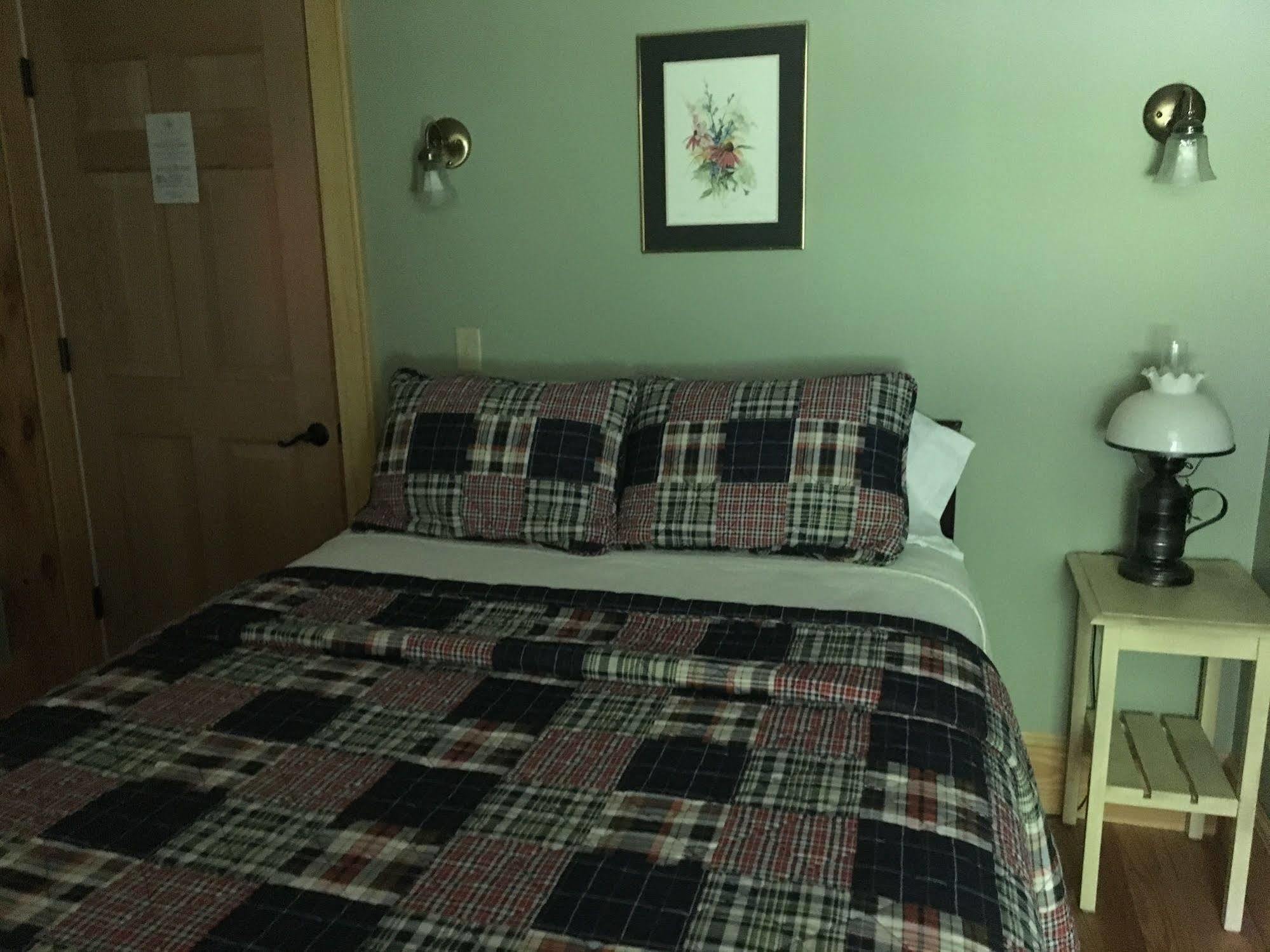 The Chipman Inn Ripton Экстерьер фото